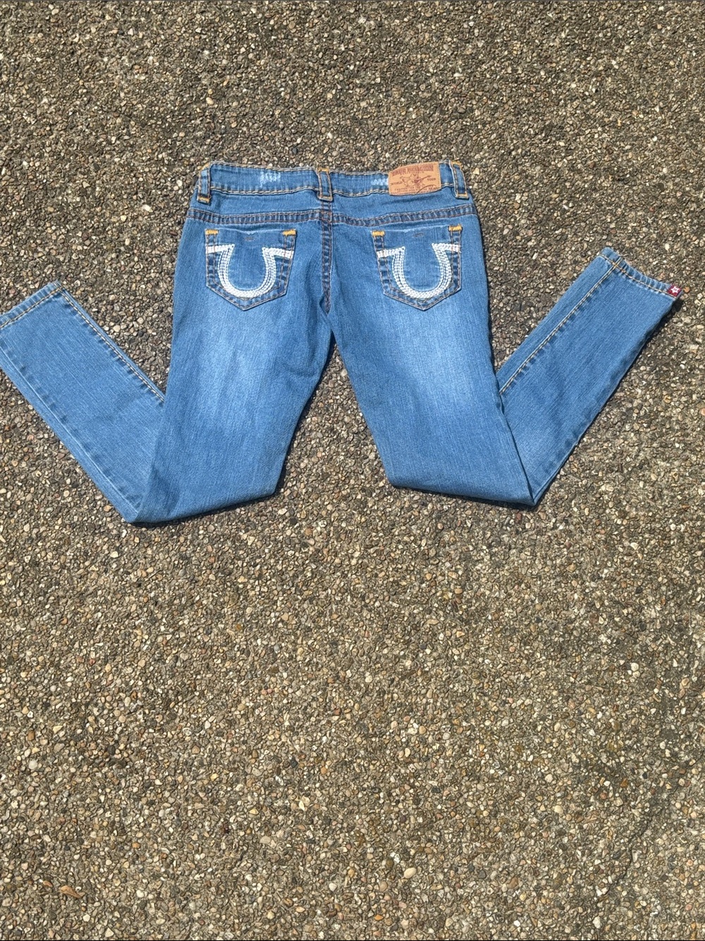 True Religion Vintage Women's Skinny Jeans in Medium Blue with Light Distressing